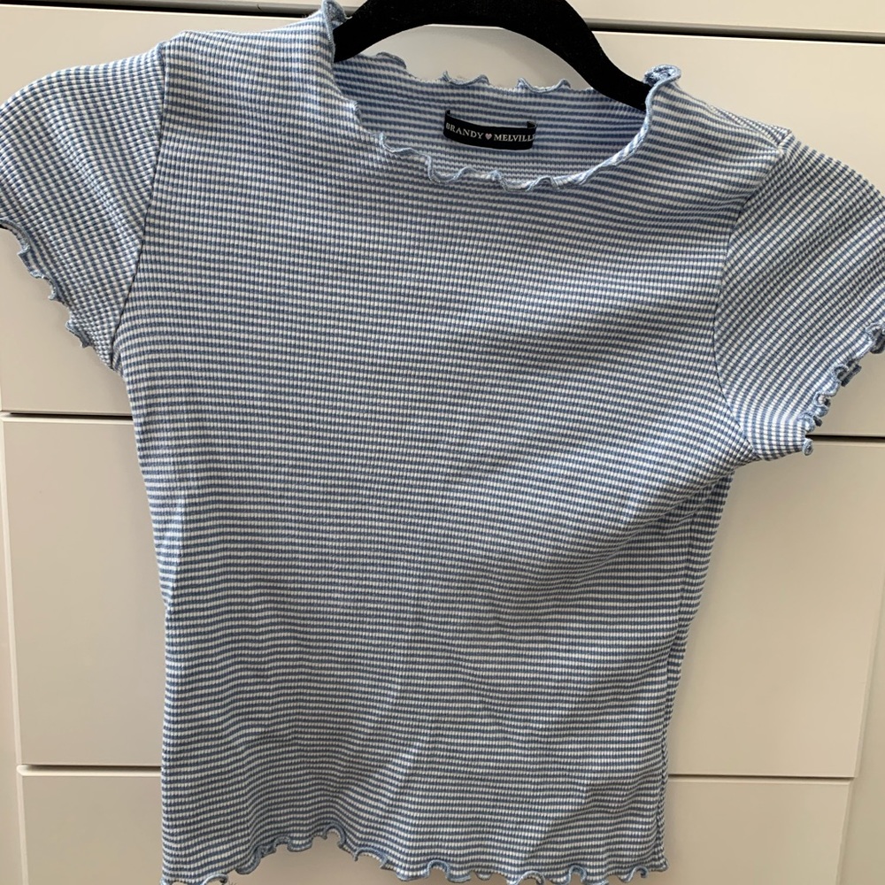 Brandy detailed tee crop